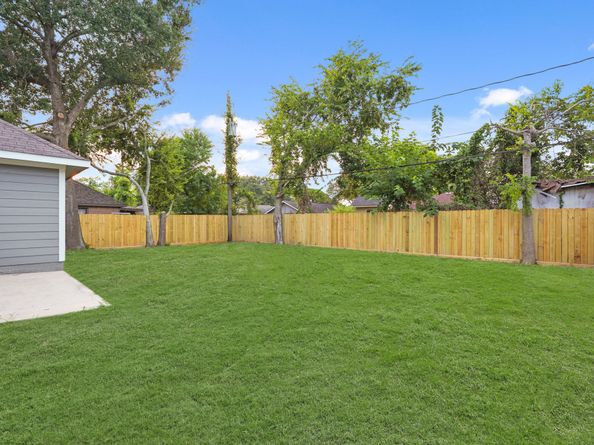 2604 Areba Street, Houston TX 77091