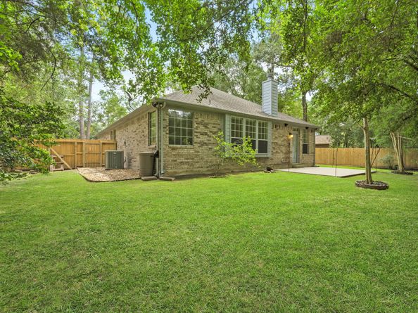 31 Trailhead Place, The Woodlands TX 77381