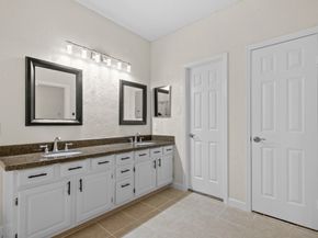 31 Trailhead Place, The Woodlands TX 77381