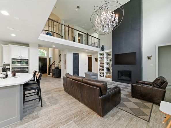 6634 Teluco Street, Houston TX 77055