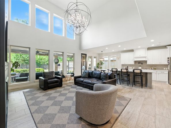 6634 Teluco Street, Houston TX 77055