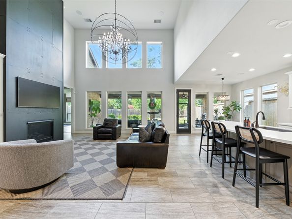 6634 Teluco Street, Houston TX 77055