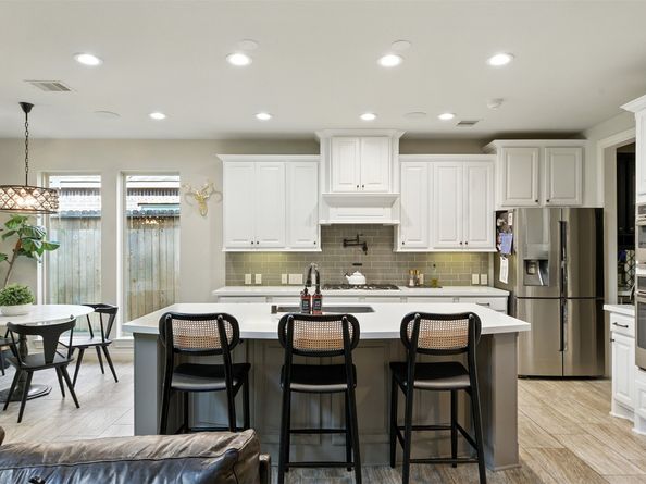 6634 Teluco Street, Houston TX 77055