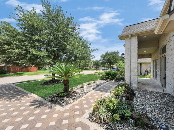 17907 Camp Cove Drive, Cypress TX 77429