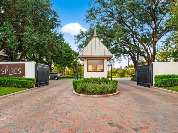2001 Holcombe Boulevard 3305, Houston TX 77030