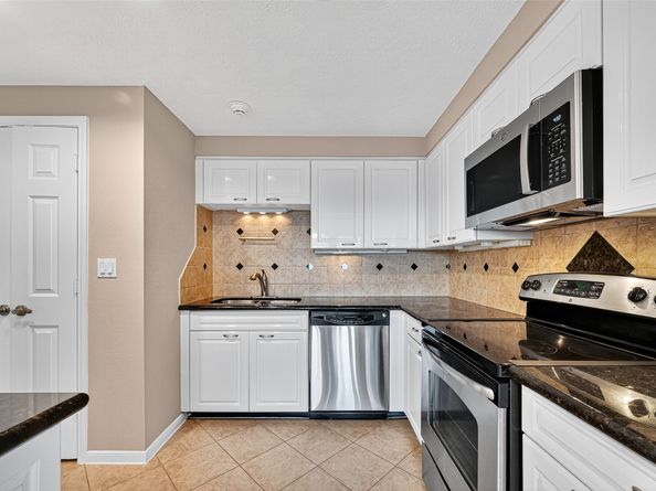 2001 Holcombe Boulevard 3305, Houston TX 77030