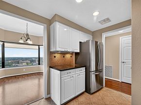 2001 Holcombe Boulevard 3305, Houston TX 77030