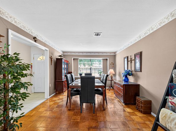 6014 Dawnridge Drive, Houston TX 77035