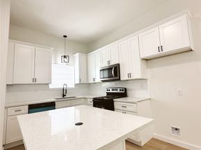 9709 Pelsey AB Street, Houston TX 77029