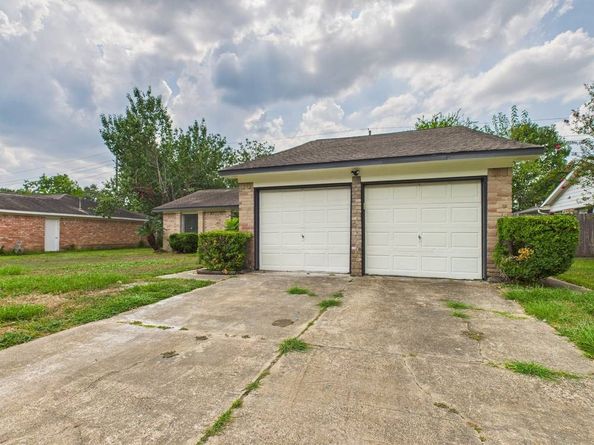 506 Coppersmith Drive, Katy TX 77450