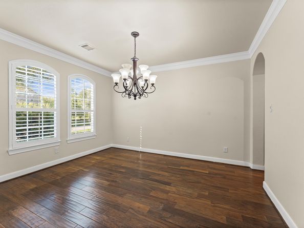7 N Beech Springs Circle, Spring TX 77389