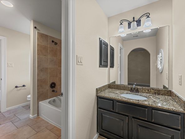 7 N Beech Springs Circle, Spring TX 77389
