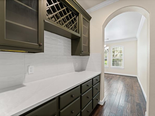 7 N Beech Springs Circle, Spring TX 77389