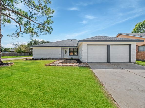 13103 Benford Drive, Houston TX 77099