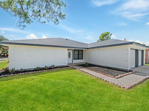 13103 Benford Drive, Houston TX 77099