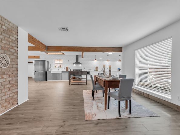 1619 Fall Valley Drive, Houston TX 77077