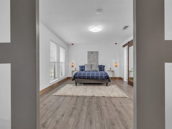 1619 Fall Valley Drive, Houston TX 77077