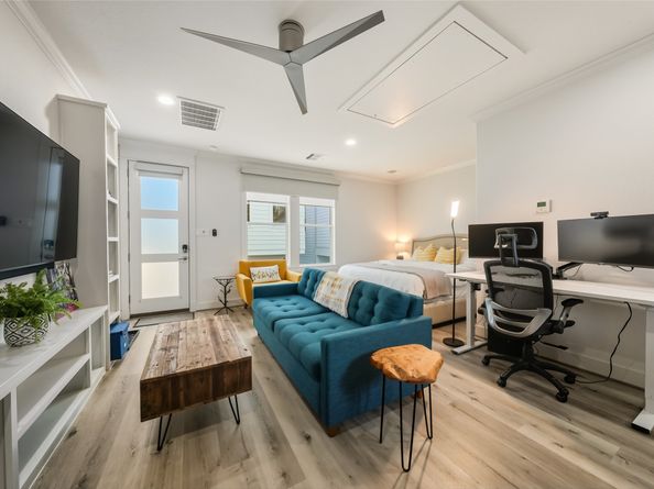 521 W 23rd Street, Houston TX 77008