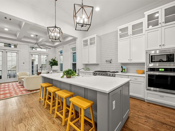 521 W 23rd Street, Houston TX 77008