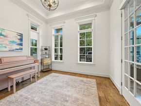 521 W 23rd Street, Houston TX 77008