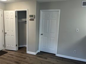 12660 Ashford Point Drive 608, Houston TX 77082