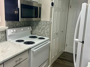 12660 Ashford Point Drive 608, Houston TX 77082