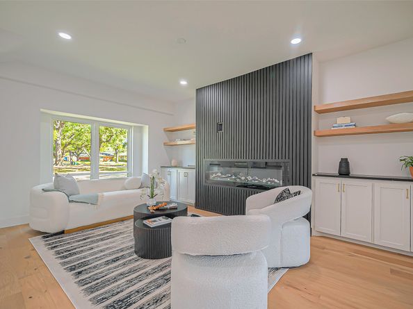 3539 Woodvalley Drive, Houston TX 77025