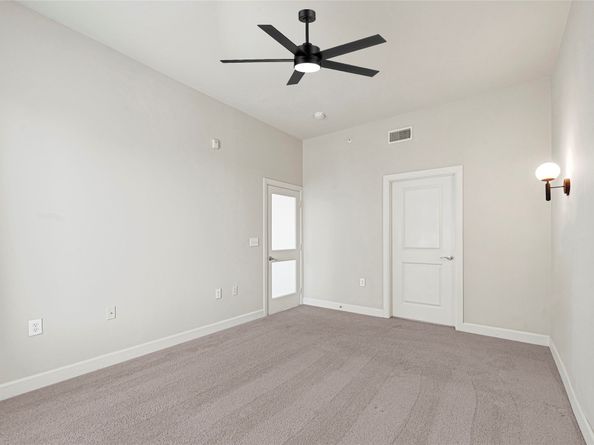 1900 Genesee Street 310, Houston TX 77006