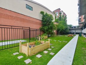 1900 Genesee Street 310, Houston TX 77006