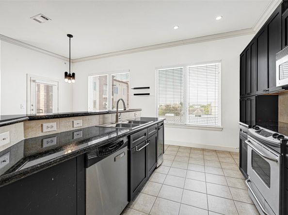 1900 Genesee Street 310, Houston TX 77006