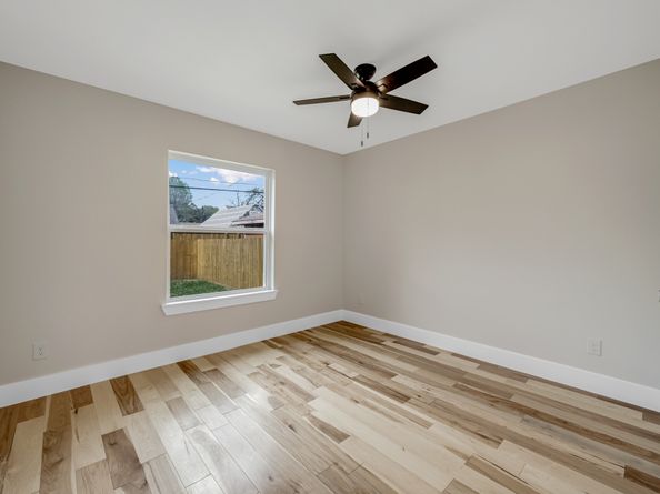 403 Moody Street, Houston TX 77009