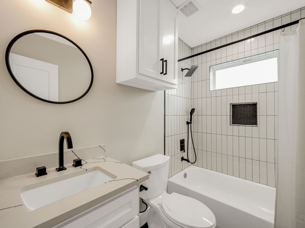 403 Moody Street, Houston TX 77009