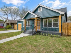 403 Moody Street, Houston TX 77009