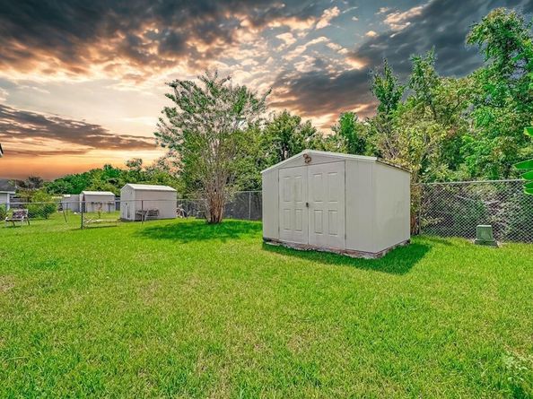 3335 Angel Lane, Houston TX 77045