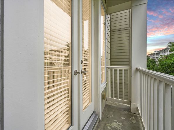 194 W Breezy Way, The Woodlands TX 77380