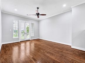 194 W Breezy Way, The Woodlands TX 77380