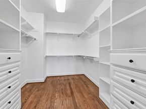 194 W Breezy Way, The Woodlands TX 77380