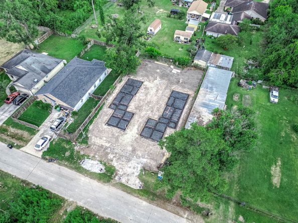 8598 Hoffman Street, Houston TX 77016