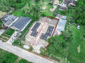 8598 Hoffman Street, Houston TX 77016