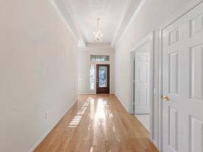 31 E Royal Mews, The Woodlands TX 77384