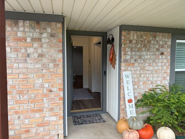 9646 Springview Lane, Houston TX 77080