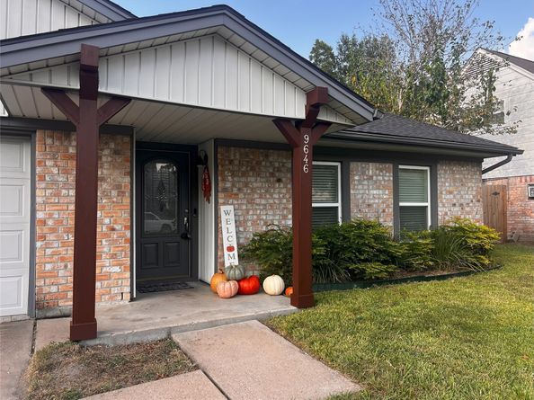 9646 Springview Lane, Houston TX 77080