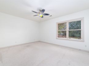 2822 Stuart Manor, Houston TX 77082