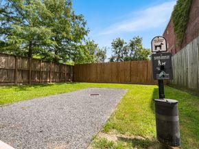 2802 Morrison Street 201, Houston TX 77009
