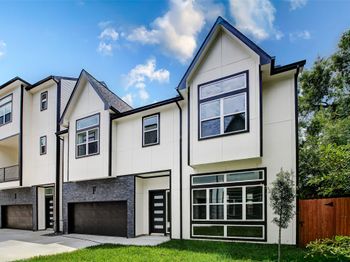 1913 Hoskins Drive