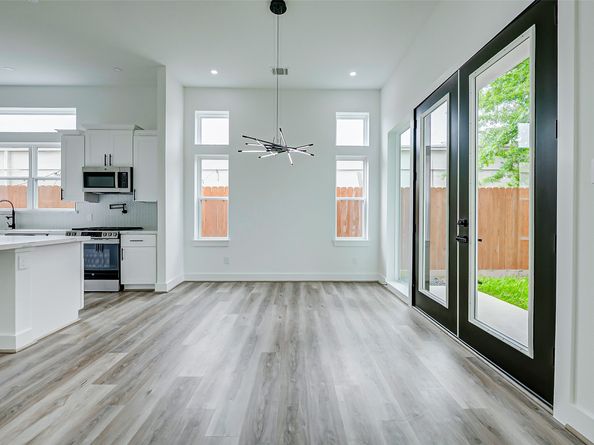 1913 Hoskins Drive G, Houston TX 77080