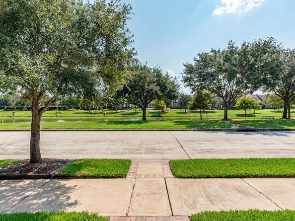 16831 Amelia Island Drive, Cypress TX 77433