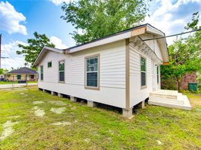 7957 Ritz Street, Houston TX 77028