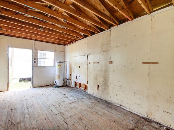 7957 Ritz Street, Houston TX 77028