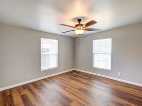 7957 Ritz Street, Houston TX 77028